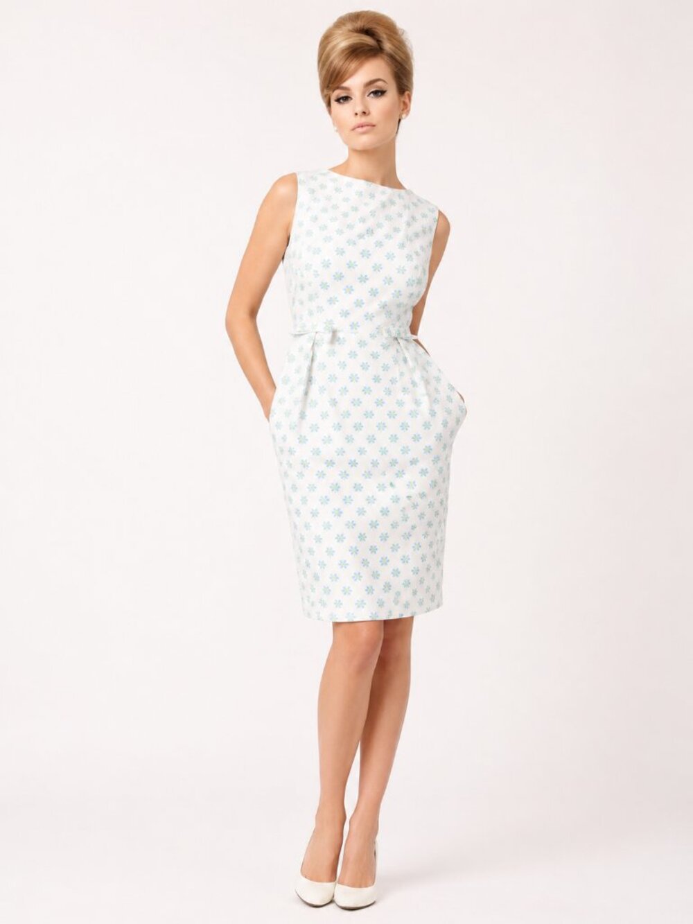 Vintage 60s Daisy Sleeveless Sheath Dress LANZ White Small